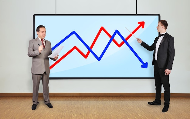 Crowd money sentiment remains bullish, expecting a recovery after the July dip