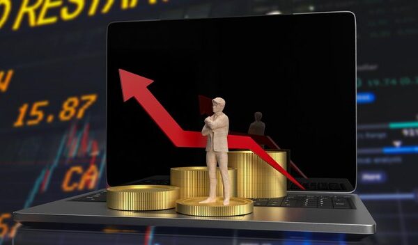 Unleashing Huge Gains: Top 4 Low-Risk Cryptos Poised for 100x Returns in the Next 6 Months